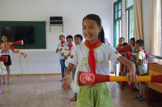 59f024cdcf8c6.jpg 汇源瑶族乡中心小学.jpg