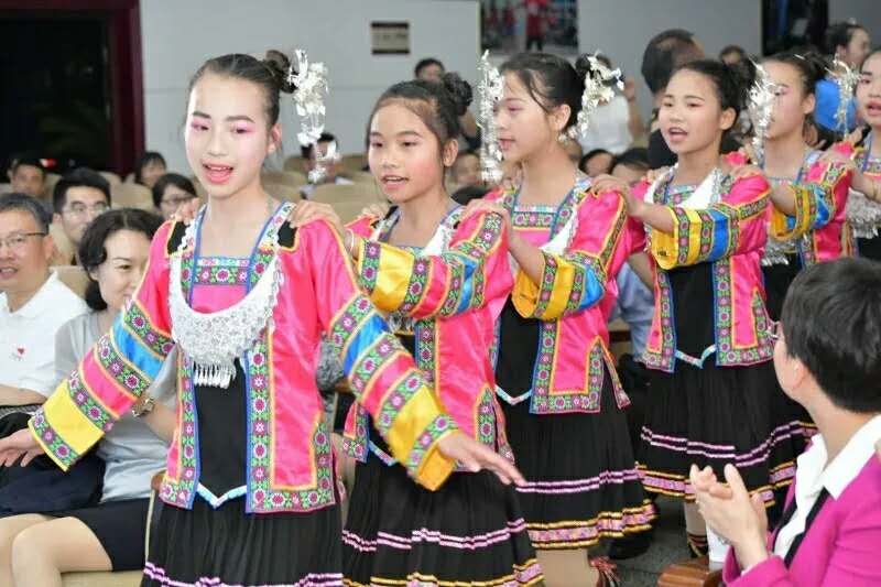 5afe39c2a2b11.jpg 微信图片_20180518102316.jpg